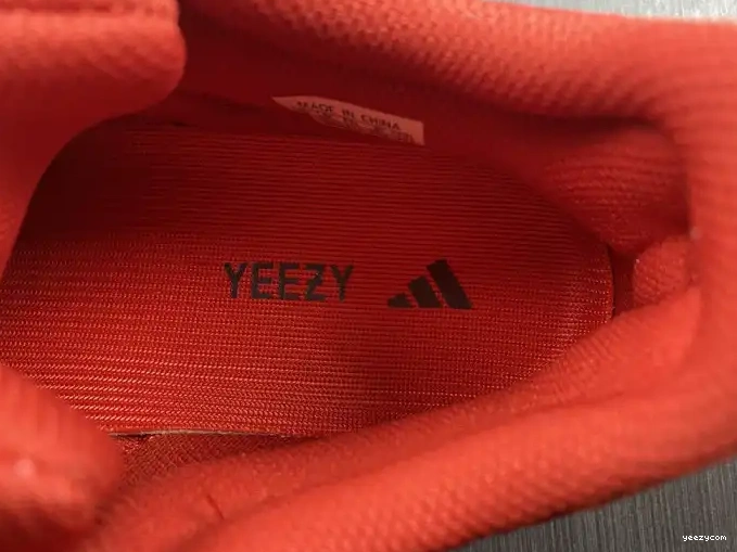 Hi-Res 700 Adidas Boost HQ6979 Red Yeezy 0618